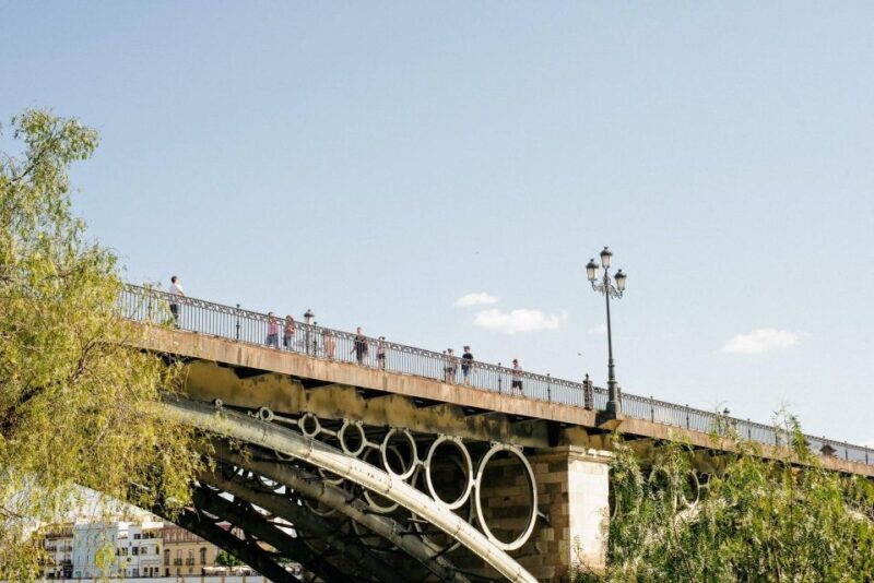Seville: Triana Neighborhood Evening Tapas Tour - Highlights of the Tour