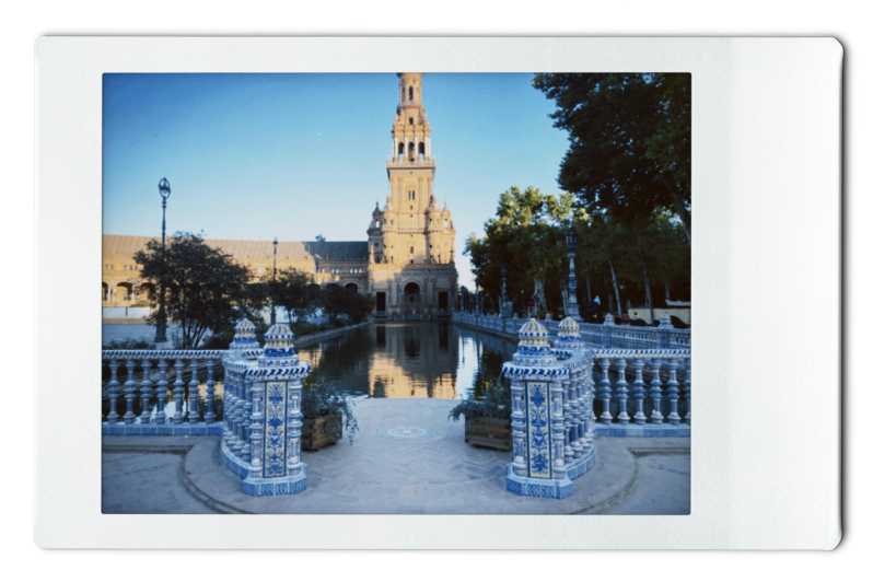 Seville:Polaroid Instant Photo Session + Walk - Key Points