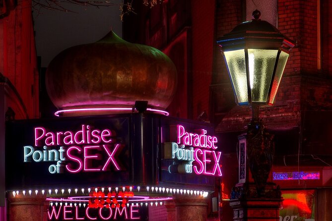 Sex and Crime Tour in St. Pauli for Ages 18 and up - Age Requirement