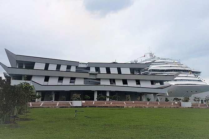 SG Cruise Arrival Transfer to Changi Airport - Accessibility and Accommodations