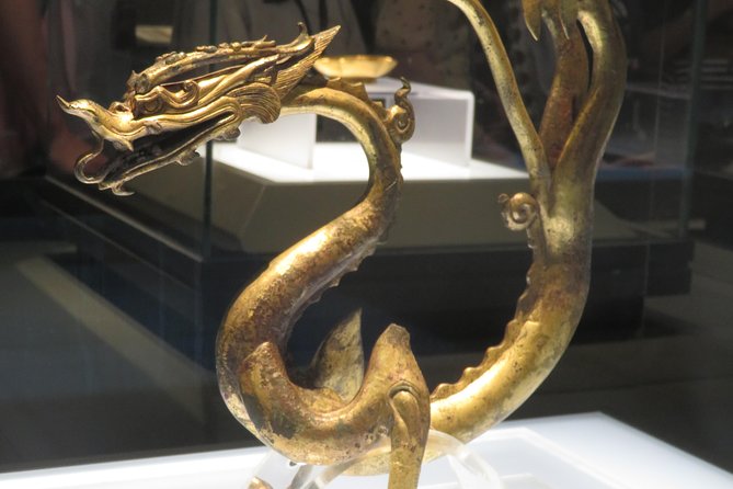 Shaanxi History Museum English-speaking Guide Service - Accessibility and Suitability