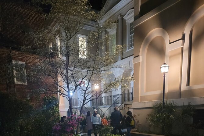 Shadows of the Peninsula - Haunts, Pirates and Death Ghost Tour - Chilling Charleston Nightlife