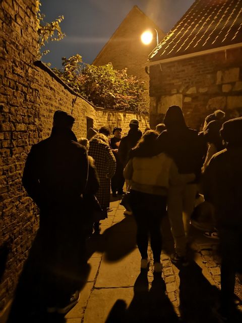 Shadows of York: Ghost Walk and Horrible History. - Meeting Point and Directions