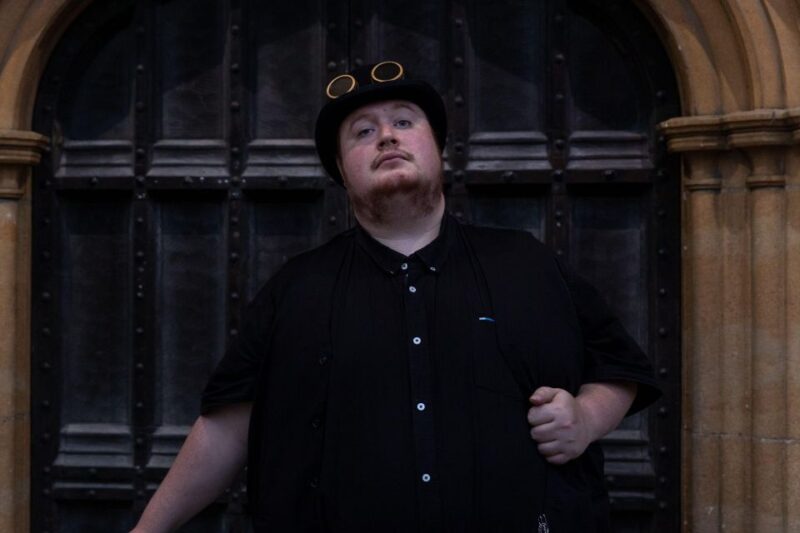 Shadows of York: Ghost Walk and Horrible History. - Inclusions and Key Details