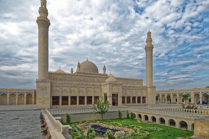 Shamakhi And Gabala Tour (All Entrance Fees And Lunch Included) - Pickup and Meeting