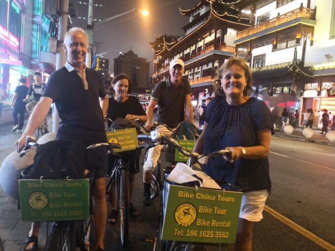Shanghai: 4-Hour Nightlife Adventure & Tasting Bike Tour - Famous Jazz Bar on The Bund