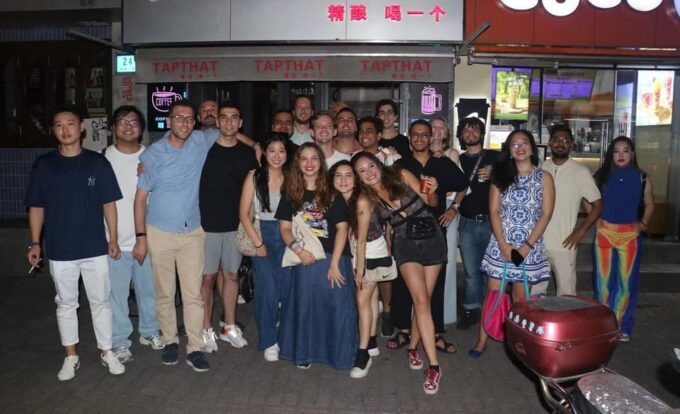 Shanghai: 4-Hour Pub Crawl (Bars & Nightclub Hopping) - Navigating the Pub Crawl
