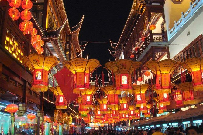 Shanghai Day Tour Customized:Bund,Yugarden,Shanghai Tower,Huangpuriver,Nanjinglu - Accessibility