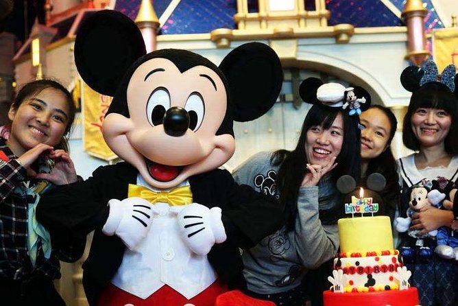 Shanghai Disney Tour - Full Day at Disneyland