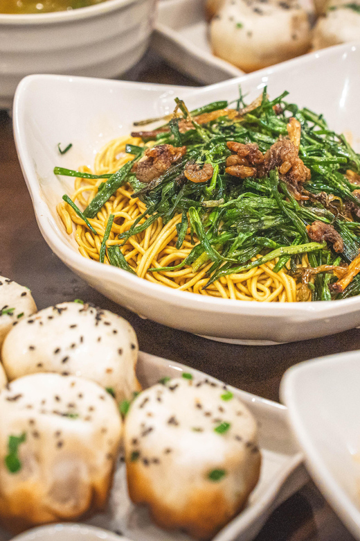 Shanghai: Evening Walking Food Tour - Important Information and Recommendations