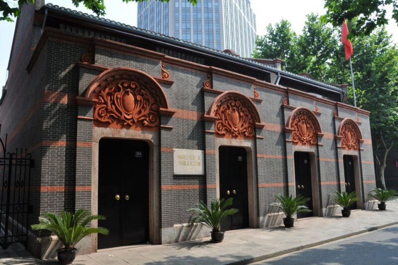 Shanghai: Guided Bicycle Tour - Experience Highlights