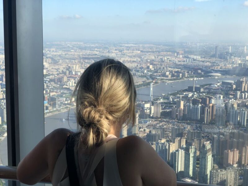 Shanghai in 5 Hours: River Cruise, Shanghai Tower & Dining - Included Services