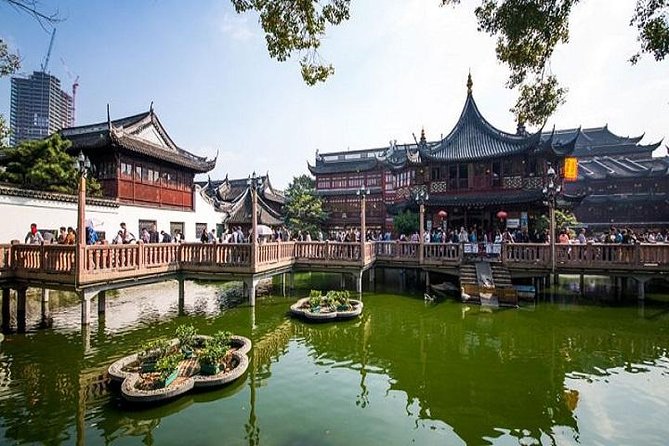 Shanghai in a Day: A Whirlwind Tour of the Citys Highlights - The Bund Waterfront Promenade