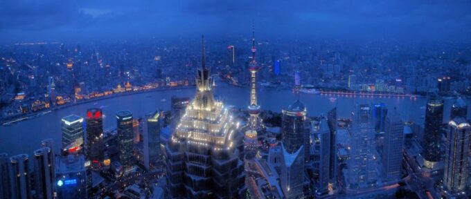 Shanghai: Like a Local Customized Guided Tour - Guide Expertise and Knowledge
