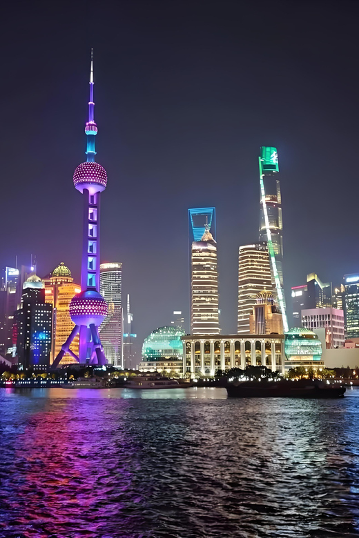 Shanghai Luxury Cruise Night View With Seafood Buffet - Accessibility and Reservations