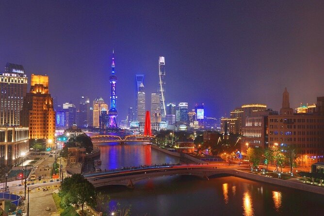 Shanghai Night River Cruise and Light Tour With Yuyuan Bazaar - Meeting and Pickup