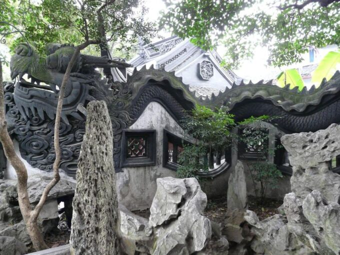 Shanghai: Private and Personalized Guided Tour - Languages and Pickup