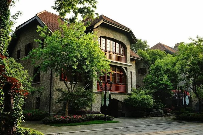 Shanghai Propaganda and History Walking Tour - Shanghai Propaganda Poster Art Center