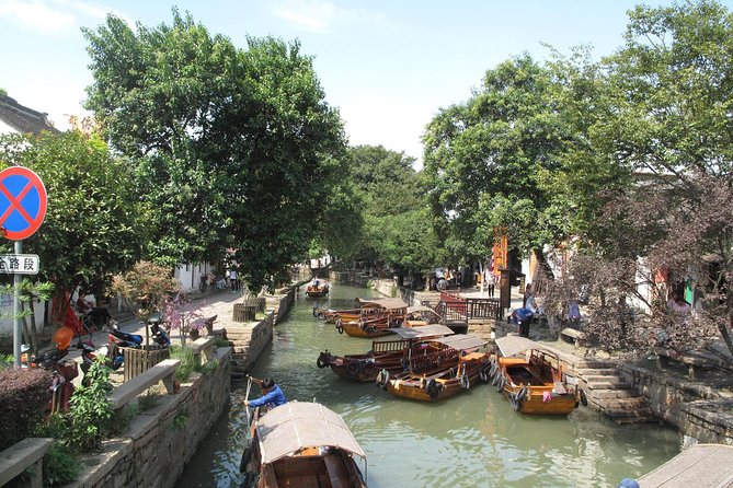 Shanghai to Suzhou and Tongli Water Town Self-Guide Tour Private Round Transfer - Accessibility and Participation
