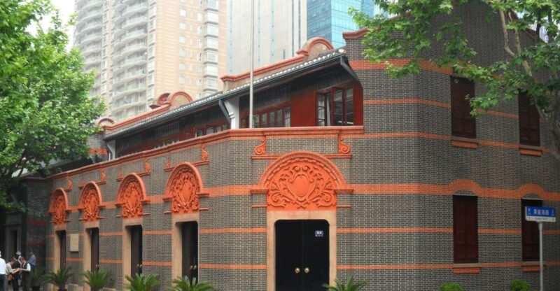 Shanghai: Xintiandi, CCP Museum and French Concession Tour - Tour Experience and Highlights