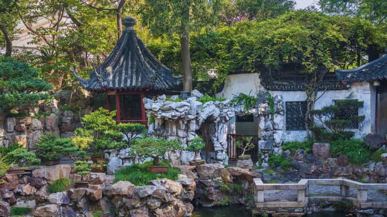 Shanghai: Yu Garden (Artistic Courtyard) E-ticket - Garden Overview and Historical Significance