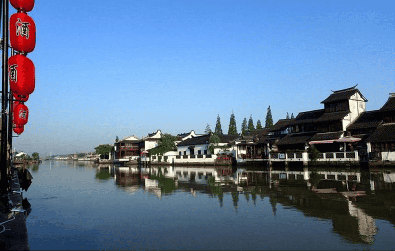 Shanghai Zhujiajiao Water Town Village& Shanghai Tower Tour - Key Points