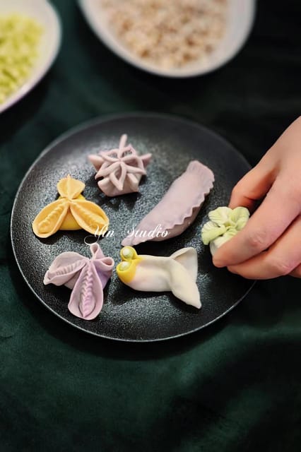 Shanghai:Art Steamed Dumpling Making in Shanghai Style Lane - Instructional Details