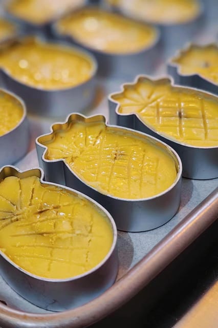 Shanghai:Pineapple Cake Making+Longjing Tea Ceremony - Cancellation Policy
