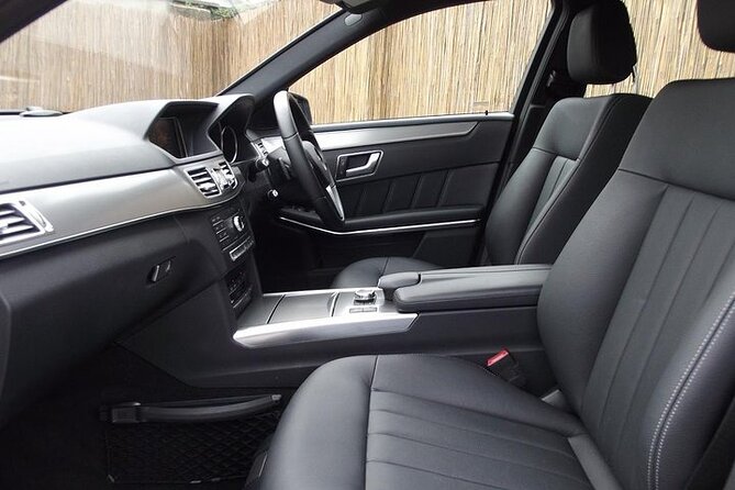 Shannon Airport To Lough Rynn Castle Estate Private Chauffeur Transfer - Key Points