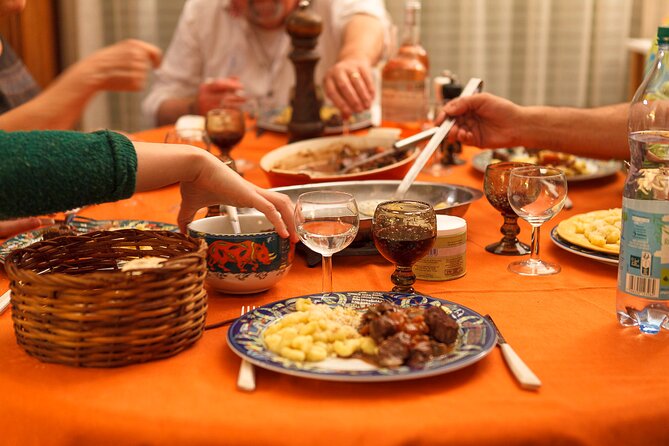 Share a Traditional Meal With Licauw - Pricing and Cancellation Policy