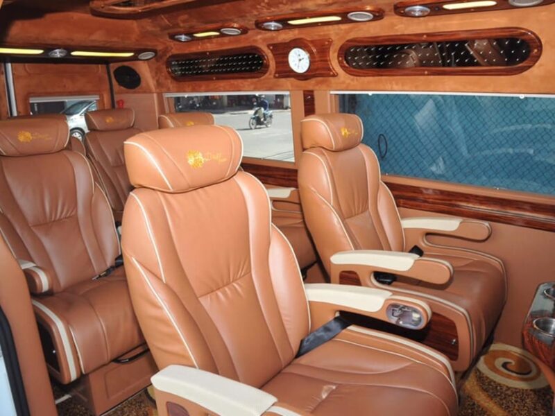 SHARE LIMOUSINE NHA TRANG - PHU YEN - Child Policy and Luggage Restrictions