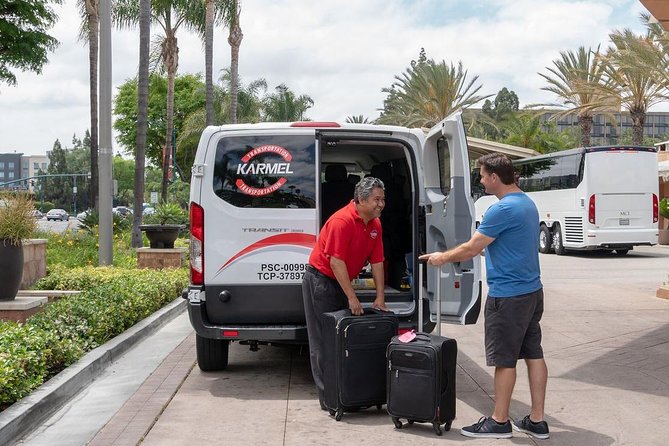 Shared Airport Arrival Transfer: LAX International Airport to Anaheim, Buena Park or Garden Grove - Accessibility and Service Animals