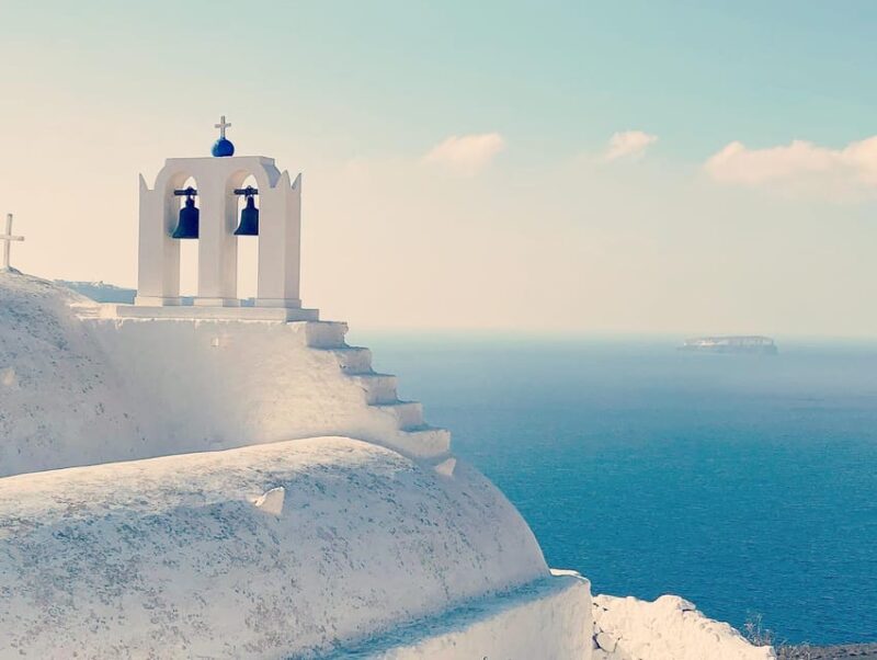 Shared Airport - Hotel Transfer Service | Santorini Greece - Reliable Service