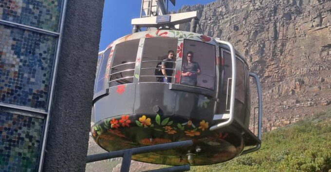 Shared and Scheduled Table Mountain Cable Car Tour - Booking and Reservation