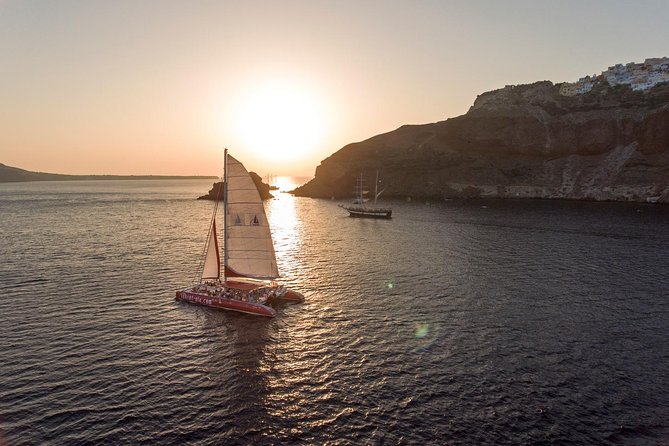 Shared Basic Sunset Trip of Santorini via Red Beach & White Beach - Booking Information and Reviews