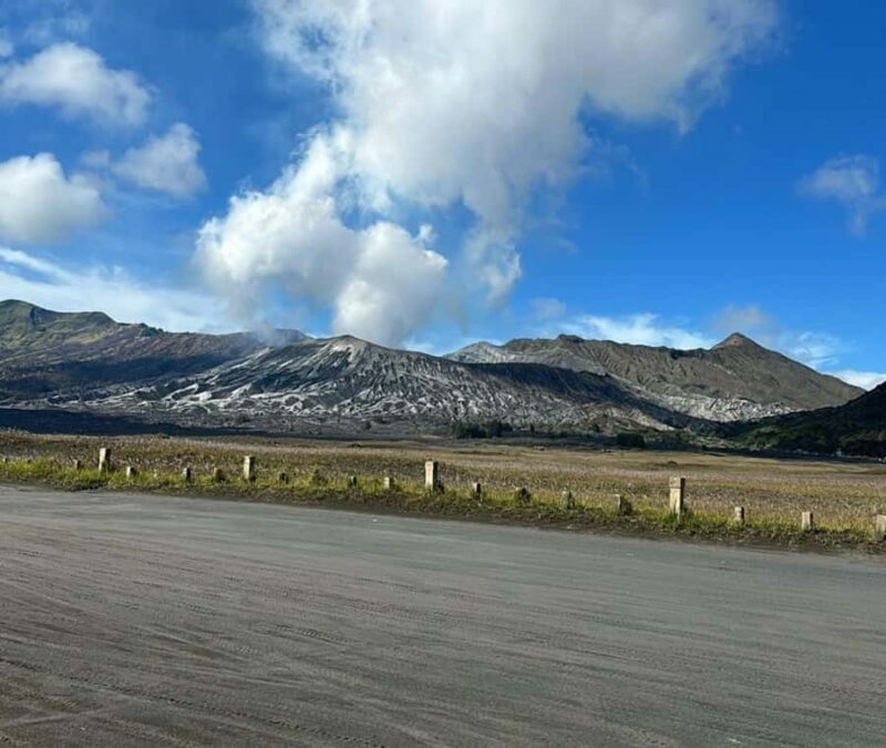 SHARED Bromo Jeep Tour include tickets From MALANG - What Makes This Tour Stand Out?