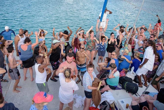 Shared Dunns River Falls Snorkel Cruise With Music, Open Bar From Runaway Bay - Accessibility and Recommendations