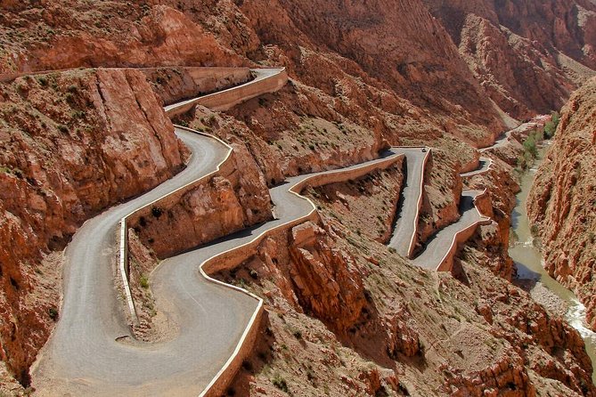Shared Group Desert Tour Fez to Fez via Merzouga 2Days /1night - Meeting and Pickup