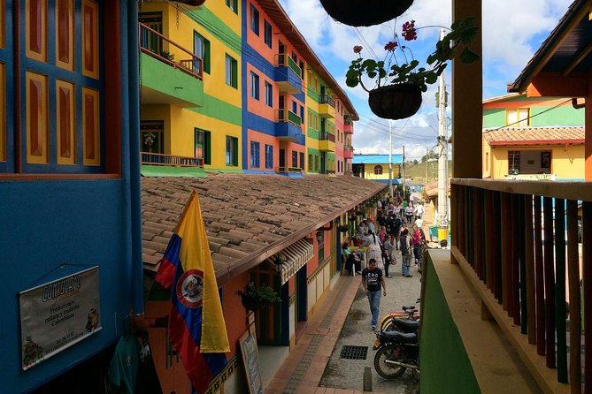 Shared Guatape and El Peñol From Medellin - Booking and Cancellation
