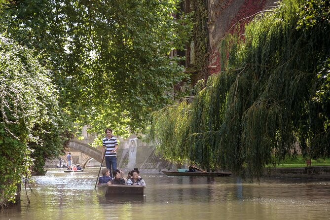 Shared Guided Punting Tour of Cambridge - Meeting and Pickup Location