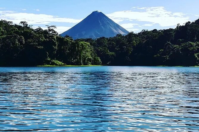 Shared Lake Crossing From Monteverde to La Fortuna De Arenal - Key Points