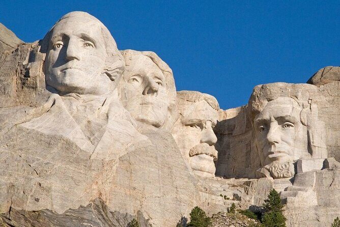 Shared Mt Rushmore and Crazy Horse Tour - Exploring the Shared Mount Rushmore and Crazy Horse Tour