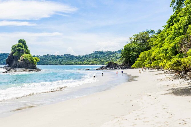 Shared Shuttle San Jose to Manuel Antonio - Booking and Confirmation