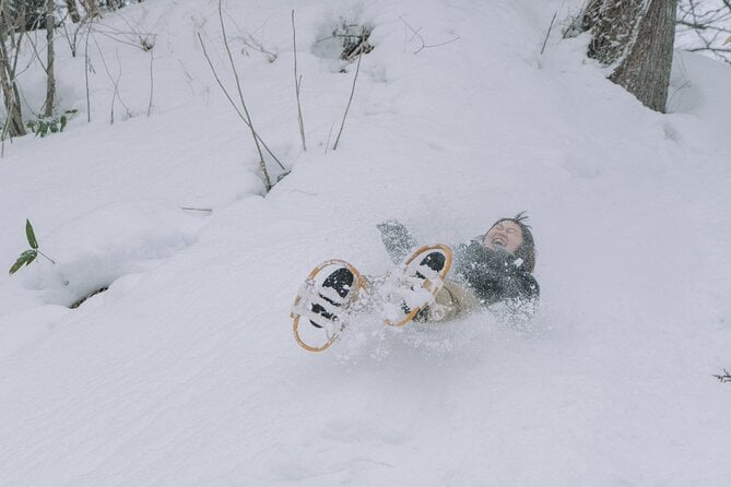 Shared Snowshoe Hiking Tour in Semboku - Snowshoe Rental and Gear
