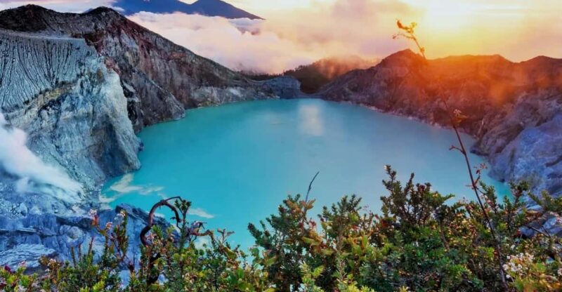 Shared Tour Mount Bromo & Ijen Start From Malang - 2D1N - Key Points