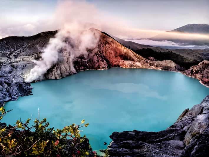 Shared Tour Mount Ijen 1D Start From Banyuwangi - Unique Features of Ijen Crater