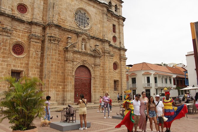 Shared Tour of the Old Walled City in Cartagena - Culinary Recommendations