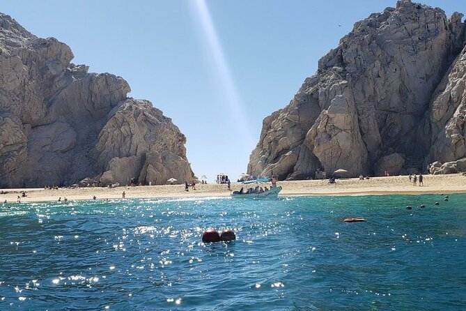 Shared Tour to the Arch of Cabo San Lucas - English-Speaking Guides