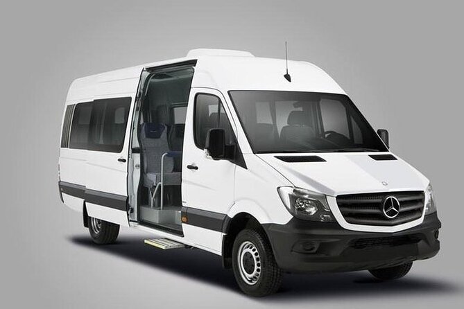 Shared Transfer Airport - Hotel in El Calafate - Pickup and Drop-off Details