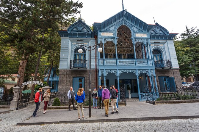 Shared Transfer From Kutaisi to Borjomi Central Park - Key Points